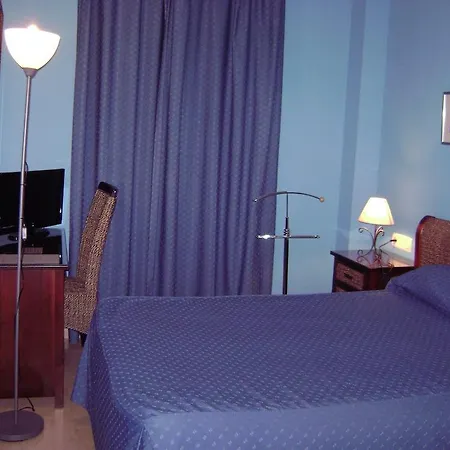 Отель La Albarizuela 3*