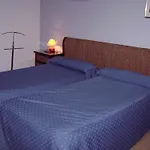La Albarizuela 3*
