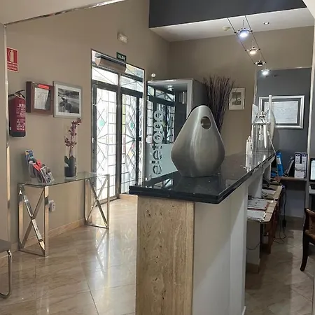 La Albarizuela 3* חרז